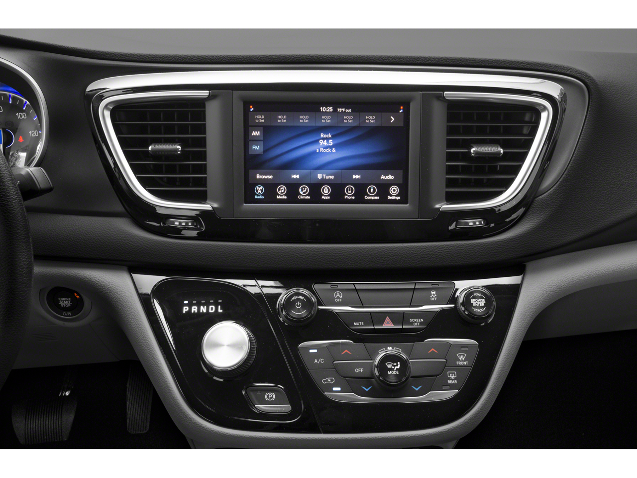 2020 Chrysler Voyager LX