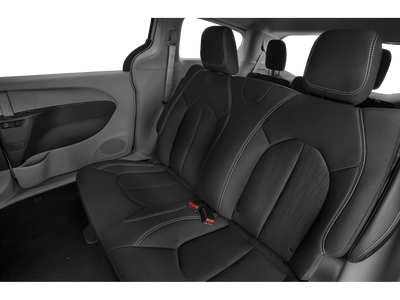 2020 Chrysler Voyager LX