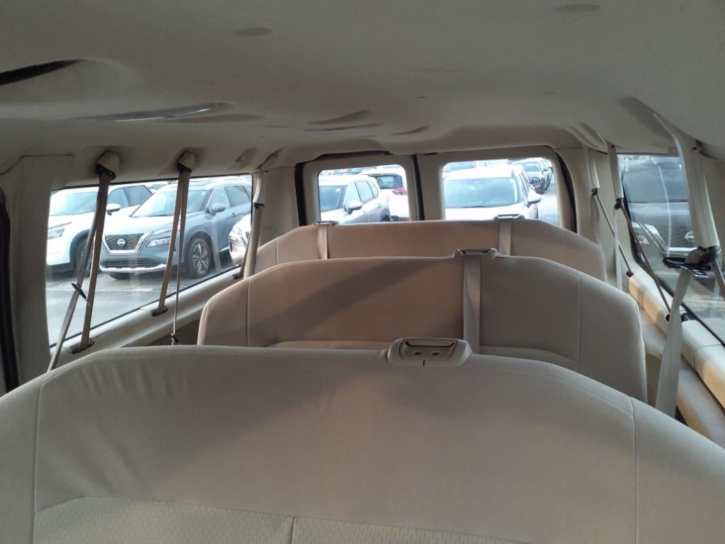 2012 Ford E-Series E-350 SD XLT