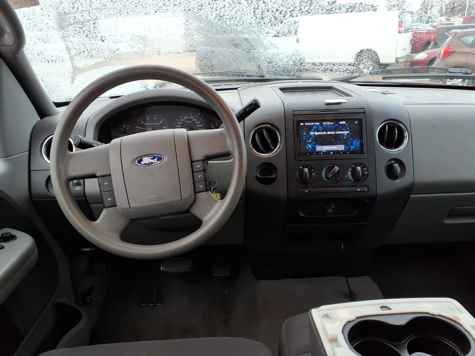 2004 Ford F-150 XL