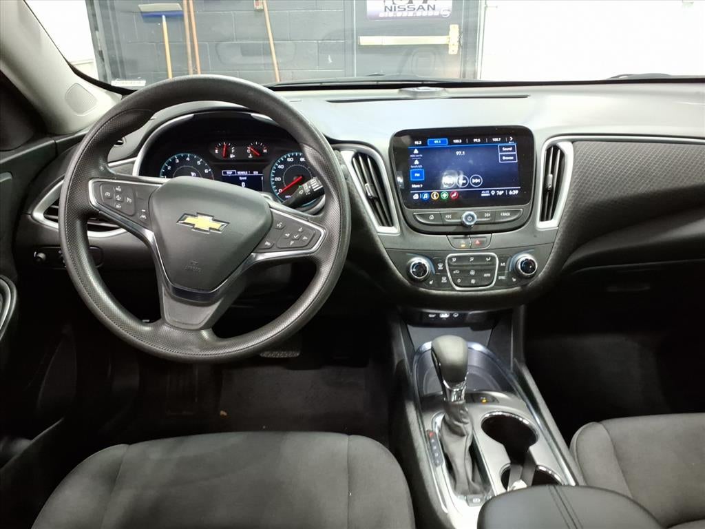 2024 Chevrolet Malibu LT w/1LT