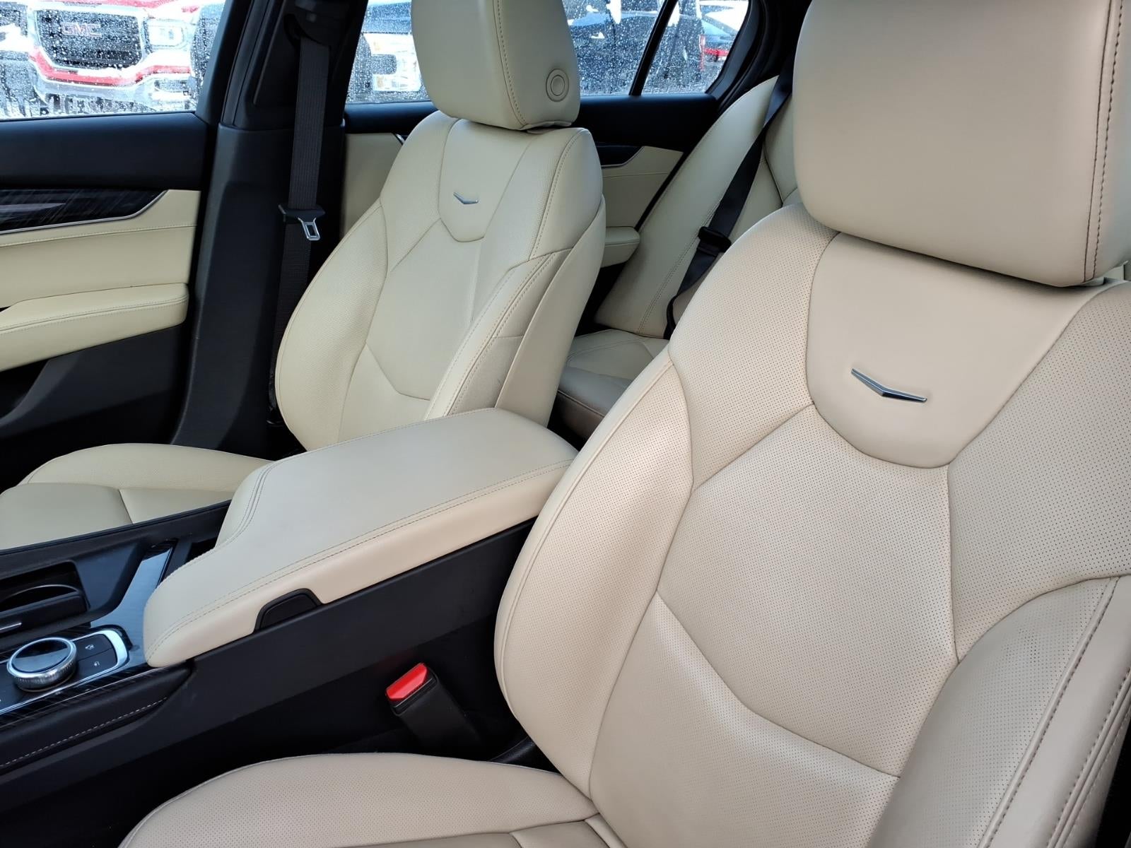 2022 Cadillac CT5 Premium Luxury