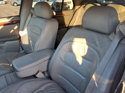 2000 Cadillac DeVille Base