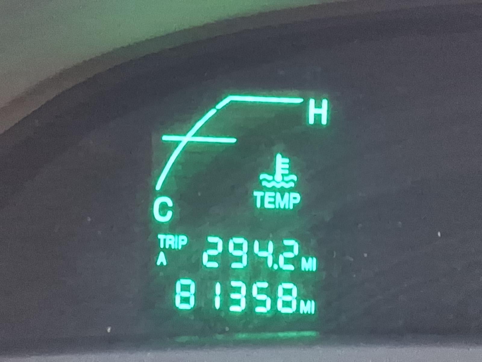 2000 Cadillac DeVille Base