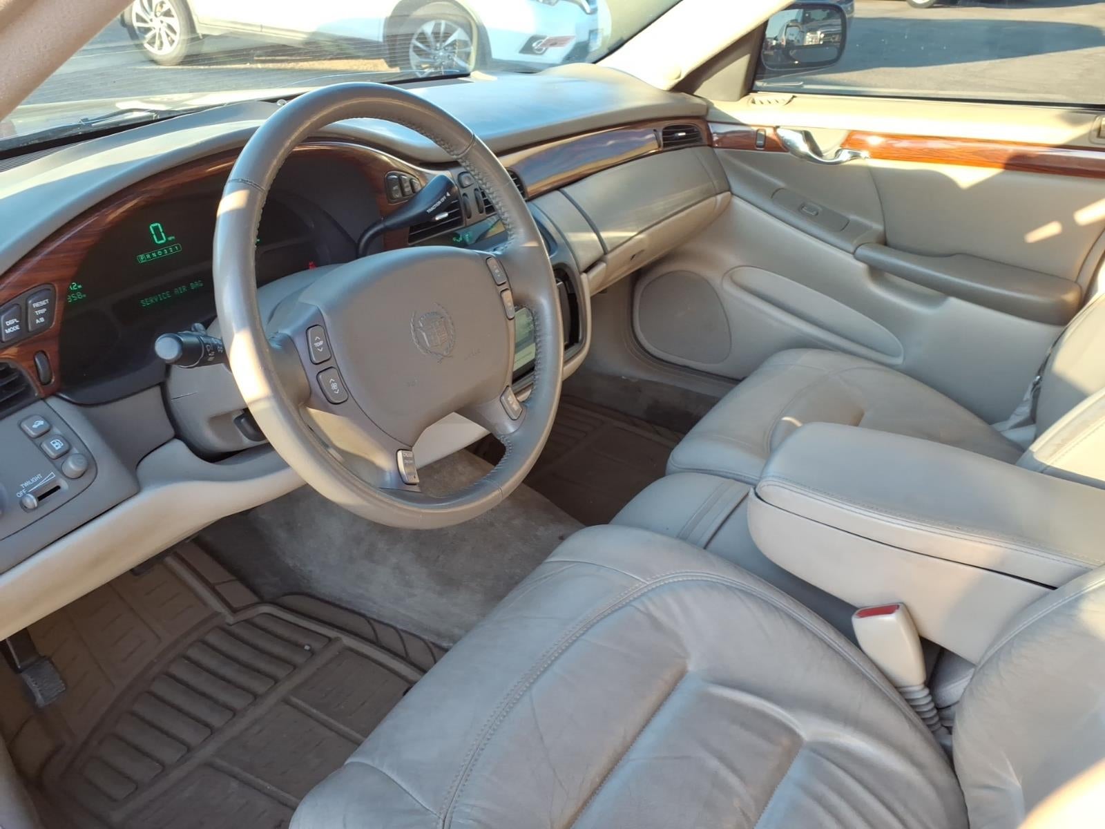 2000 Cadillac DeVille Base