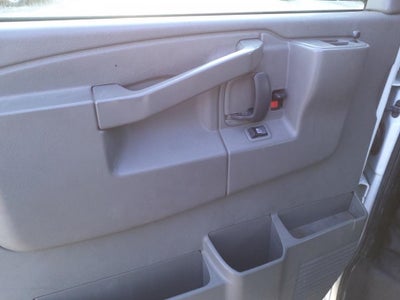 2017 Chevrolet Express LS