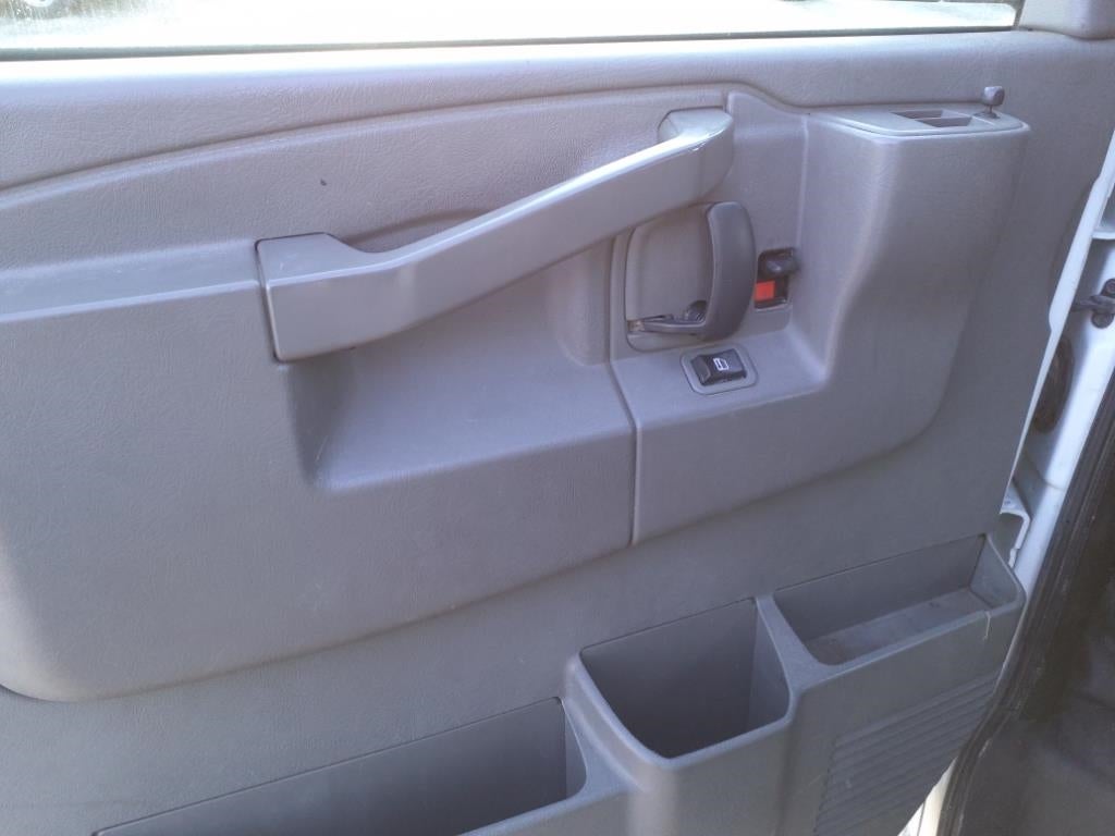 2017 Chevrolet Express LS