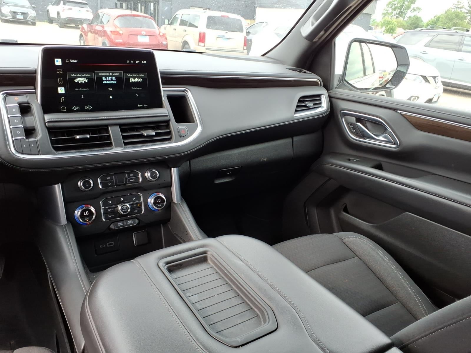 2022 GMC Yukon XL SLE