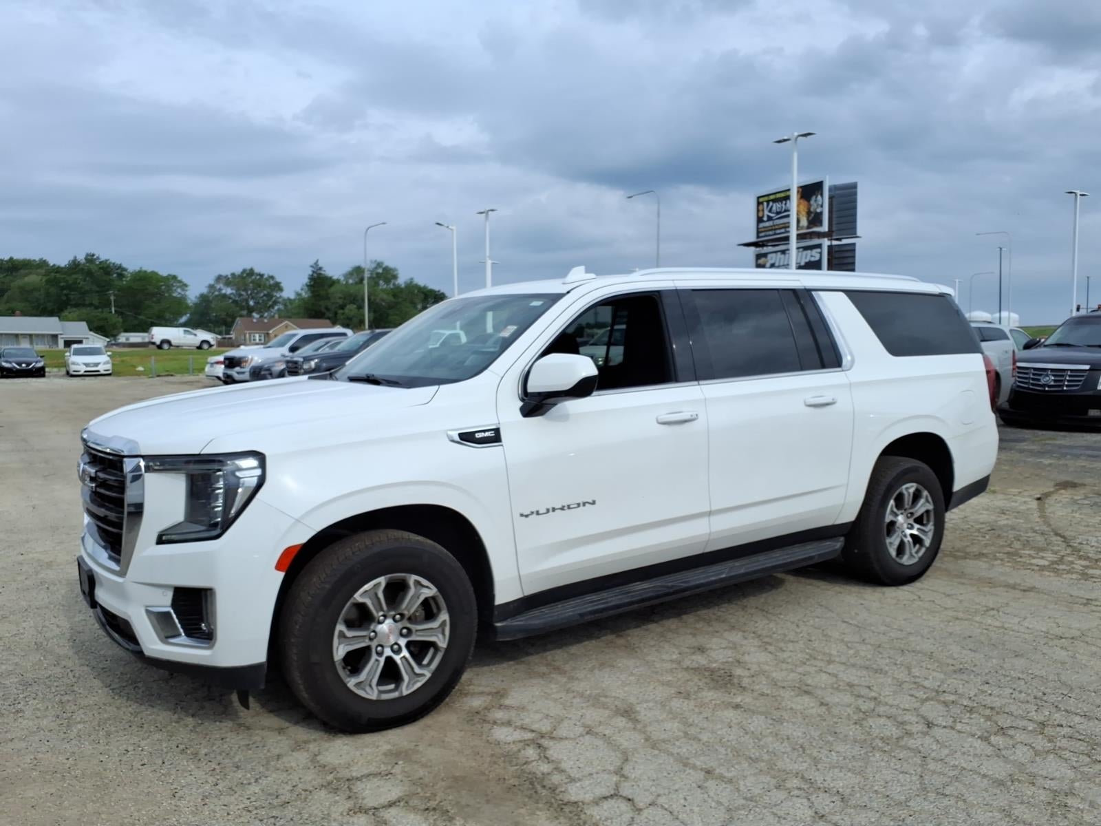 2022 GMC Yukon XL SLE