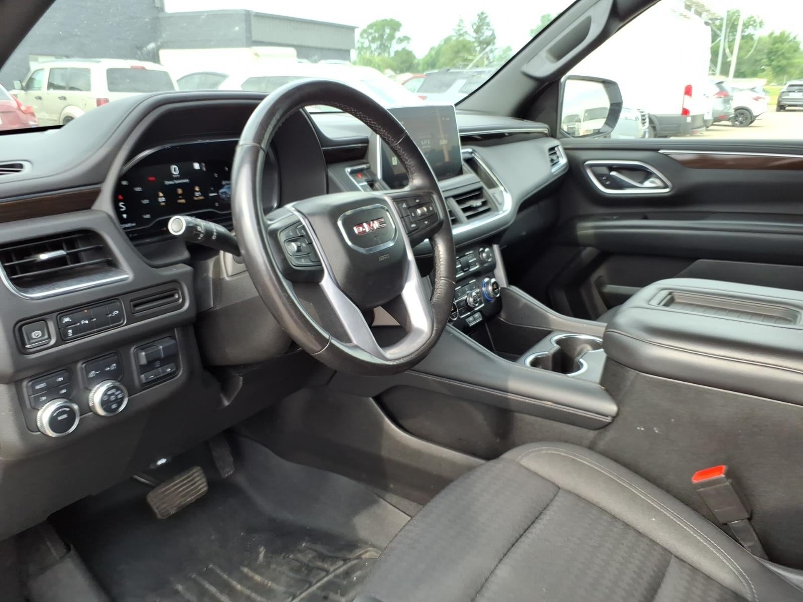 2022 GMC Yukon XL SLE