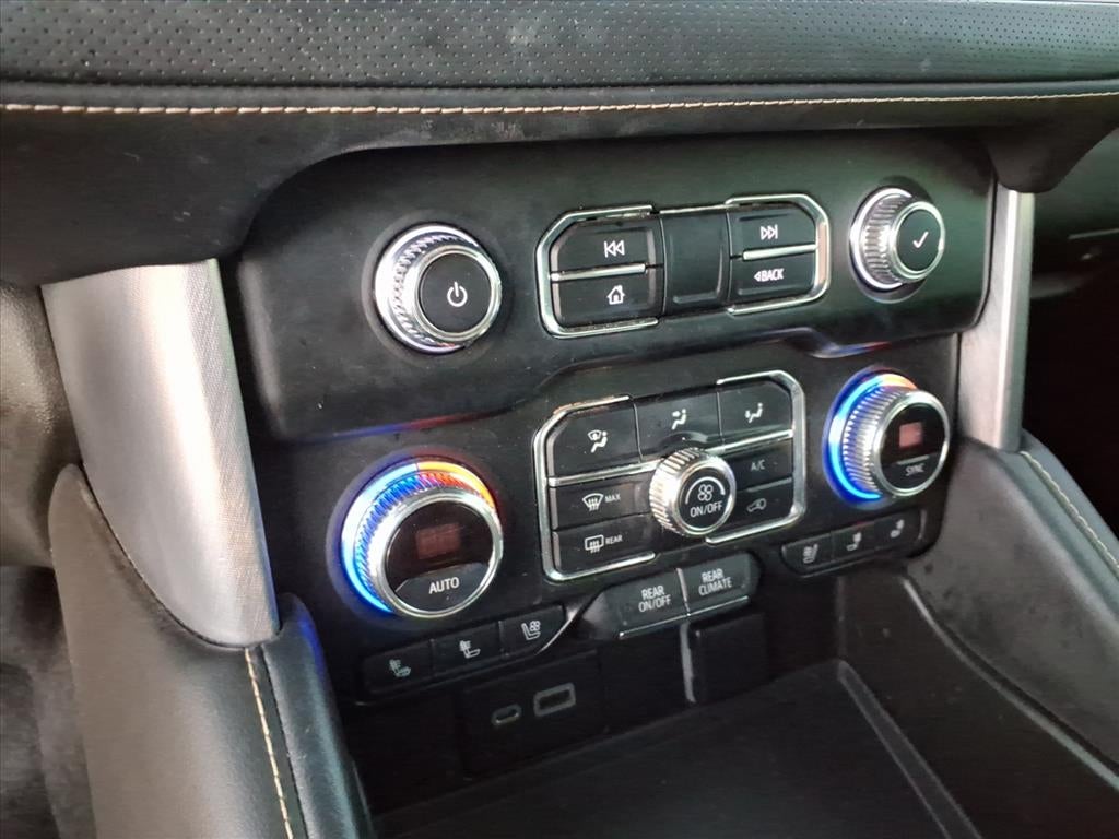 2022 GMC Yukon XL SLT