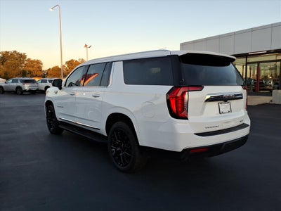 2022 GMC Yukon XL SLT
