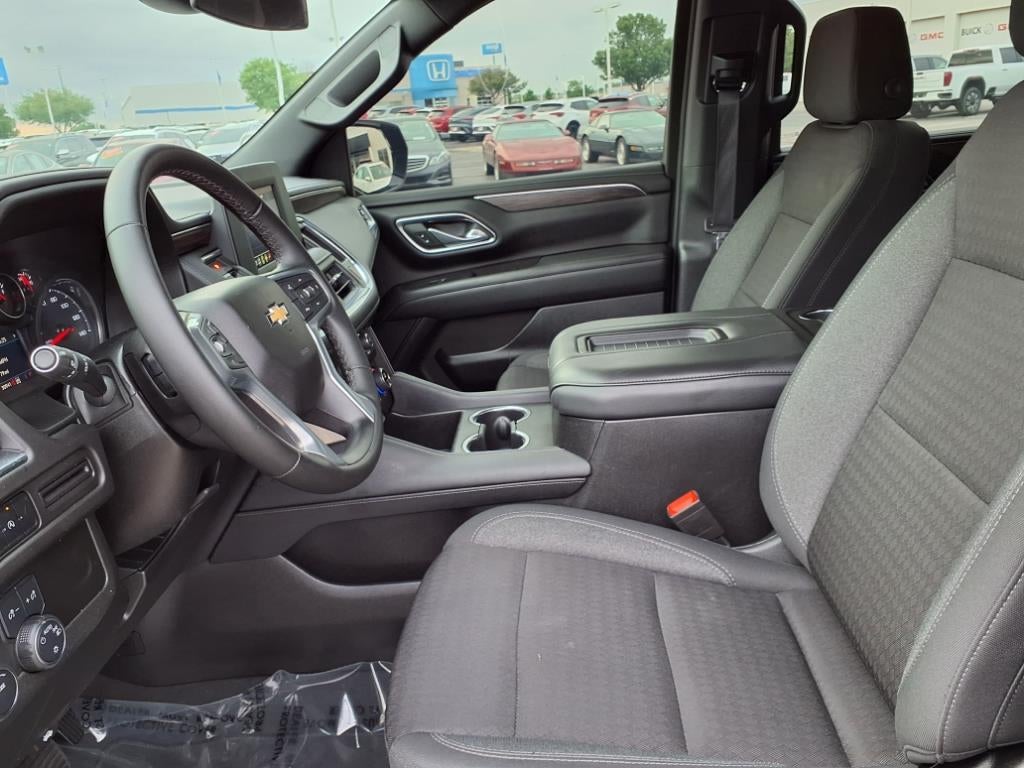 2024 Chevrolet Suburban LS