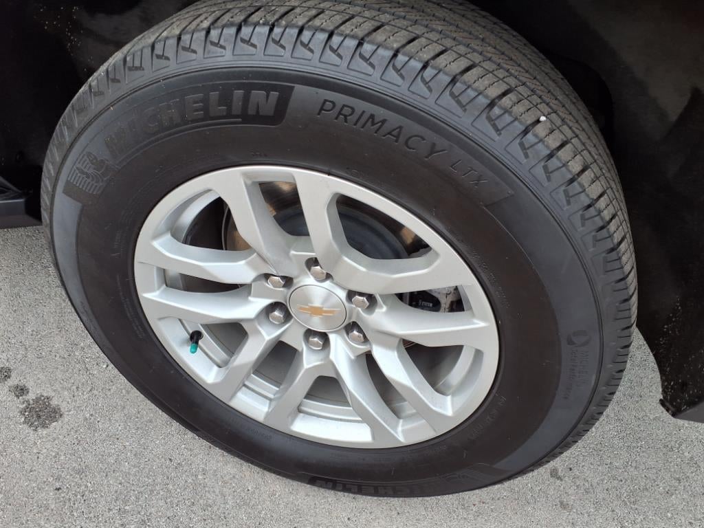 2024 Chevrolet Suburban LS