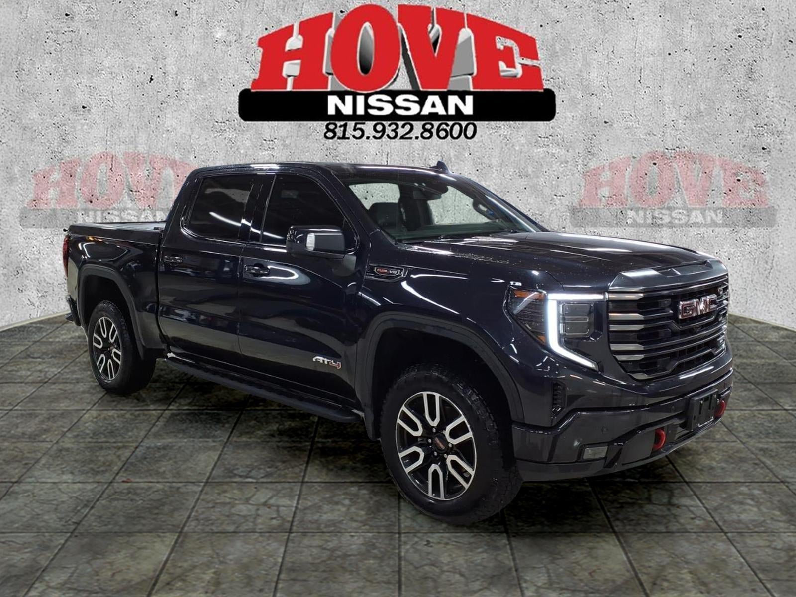 2023 GMC Sierra 1500 AT4