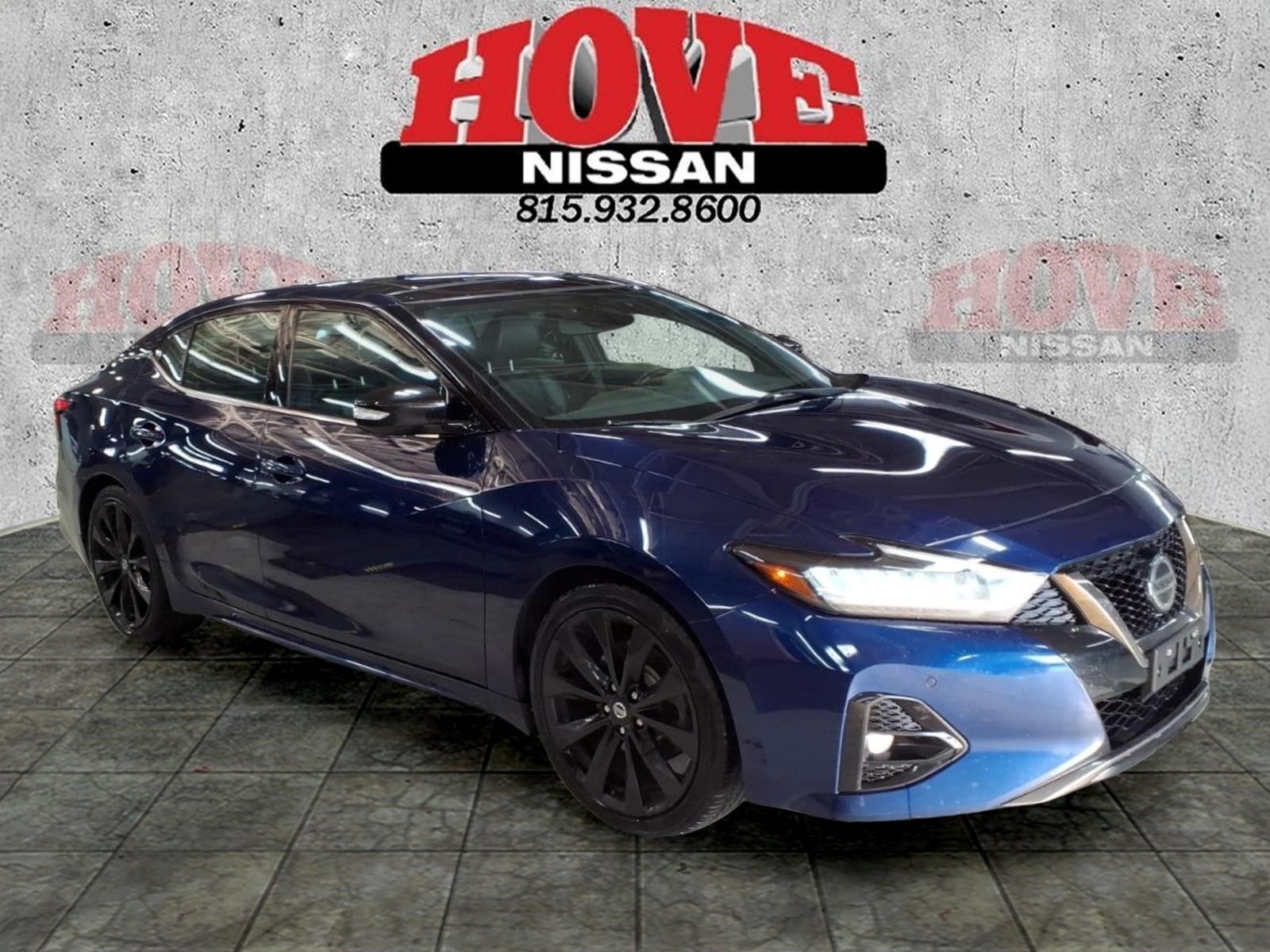 2019 Nissan Maxima S's photo