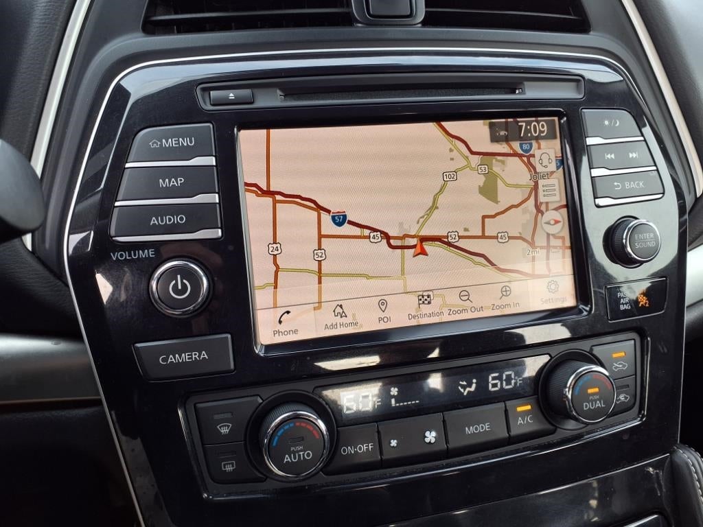 2022 Nissan Maxima SV