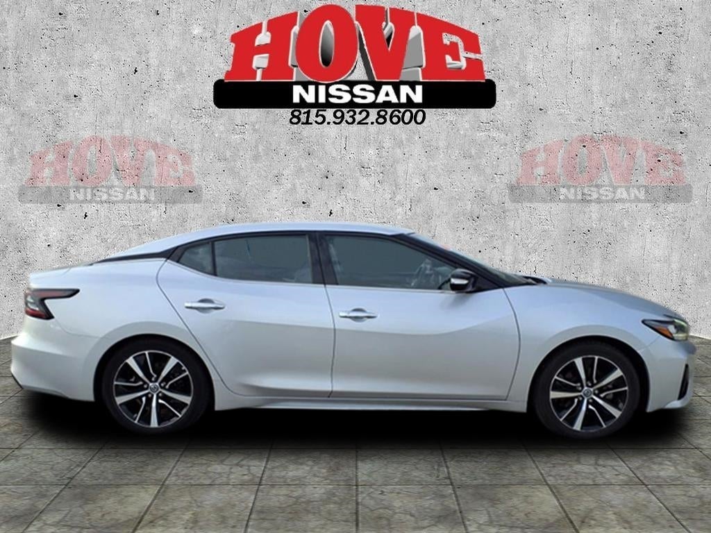 2022 Nissan Maxima SV
