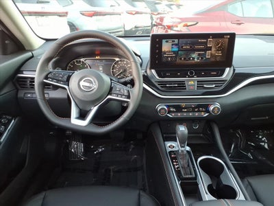 2025 Nissan Altima 2.5 SR