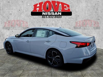 2025 Nissan Altima 2.5 SR