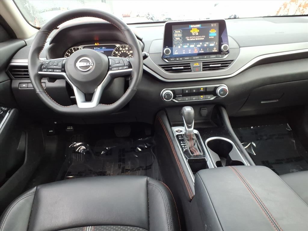 2025 Nissan Altima SR