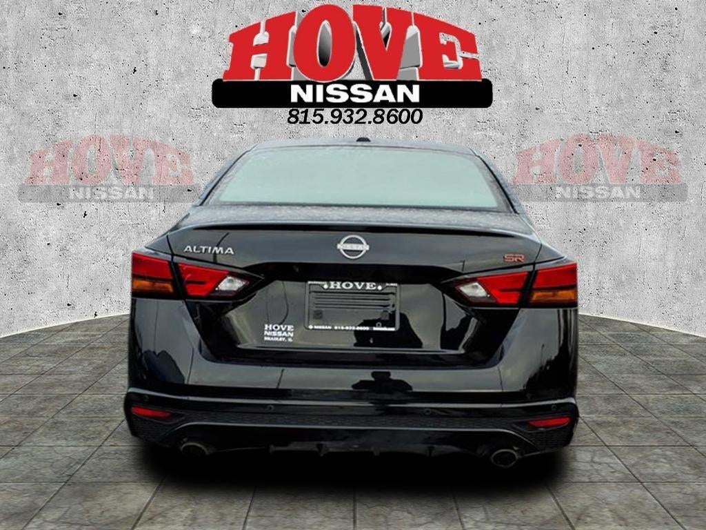 2025 Nissan Altima SR