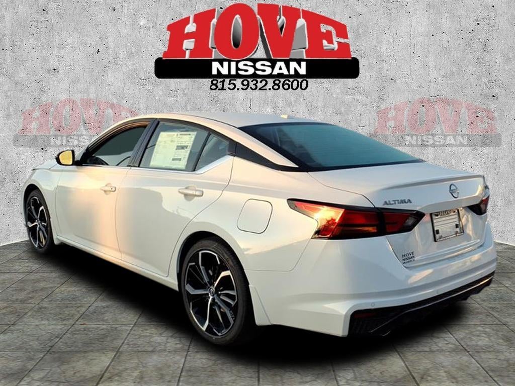 2025 Nissan Altima 2.5 SR