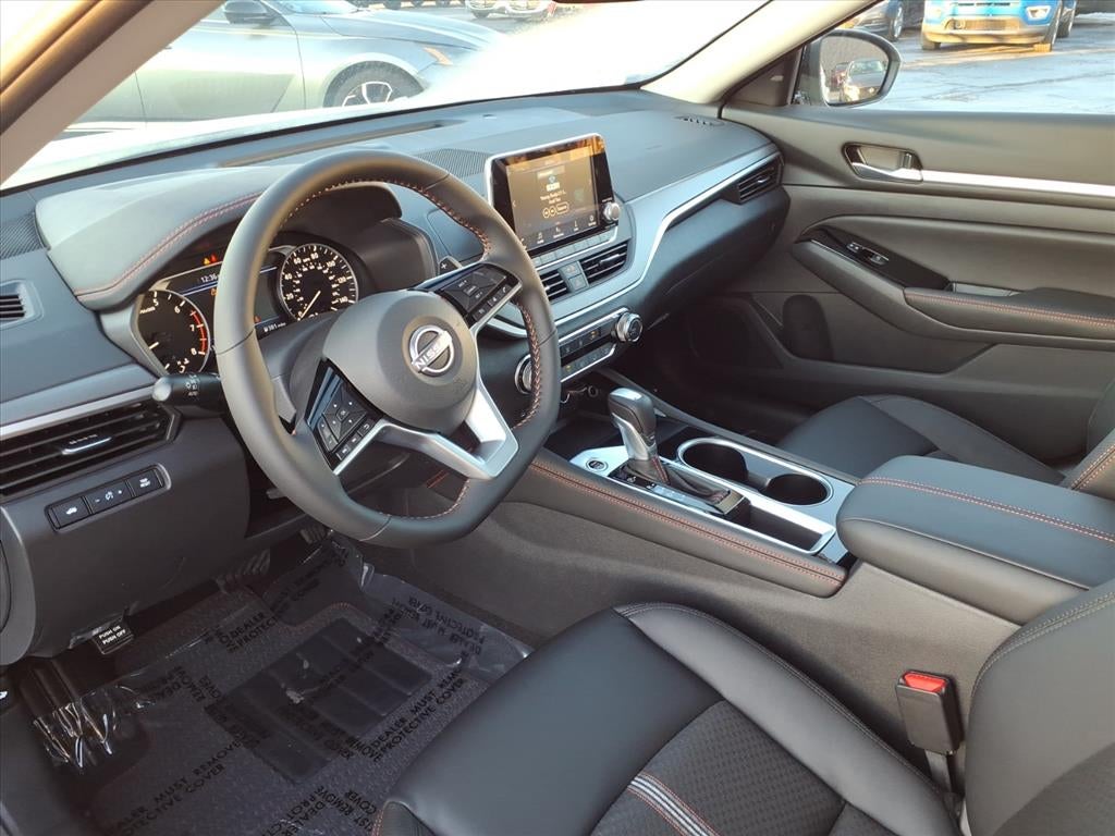 2025 Nissan Altima 2.5 SR