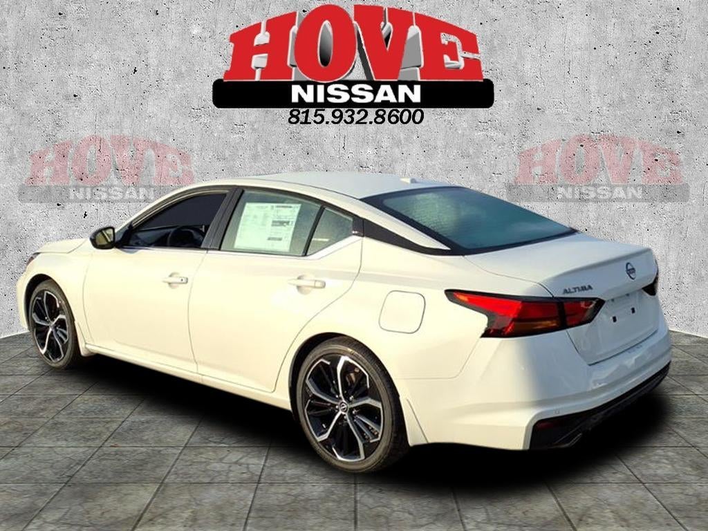 2025 Nissan Altima 2.5 SR