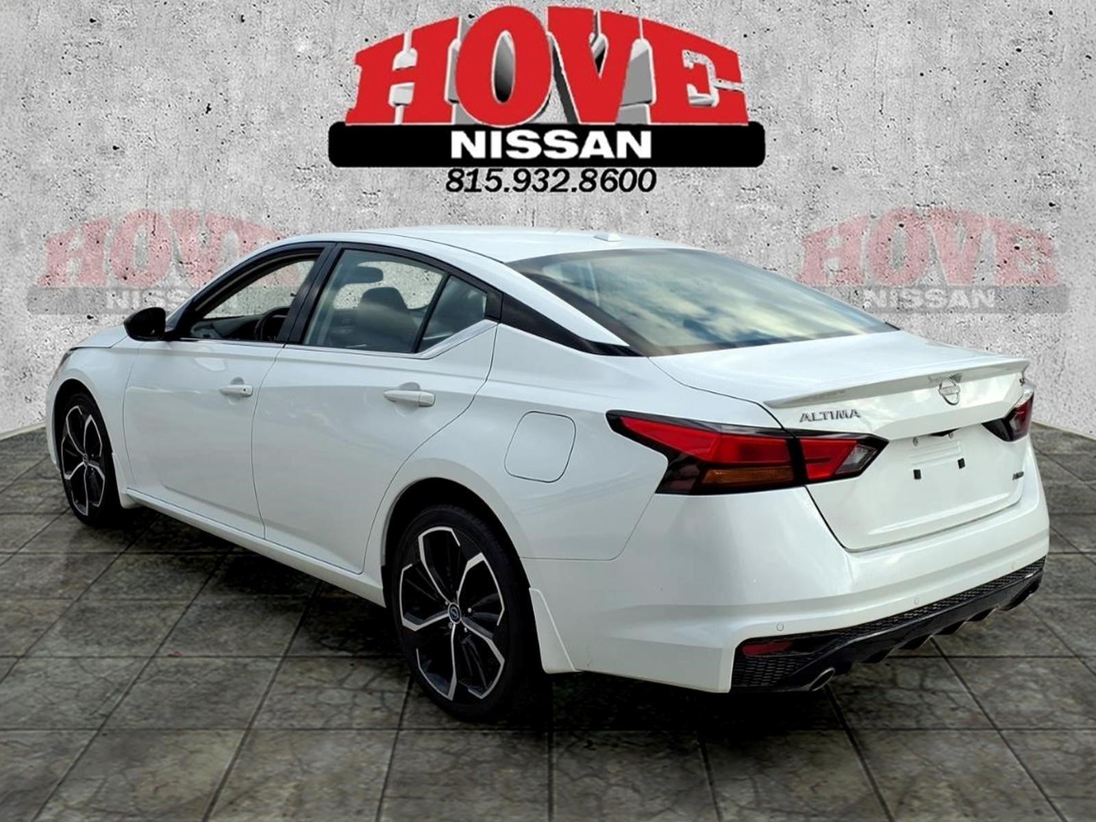 2024 Nissan Altima 2.5 SR