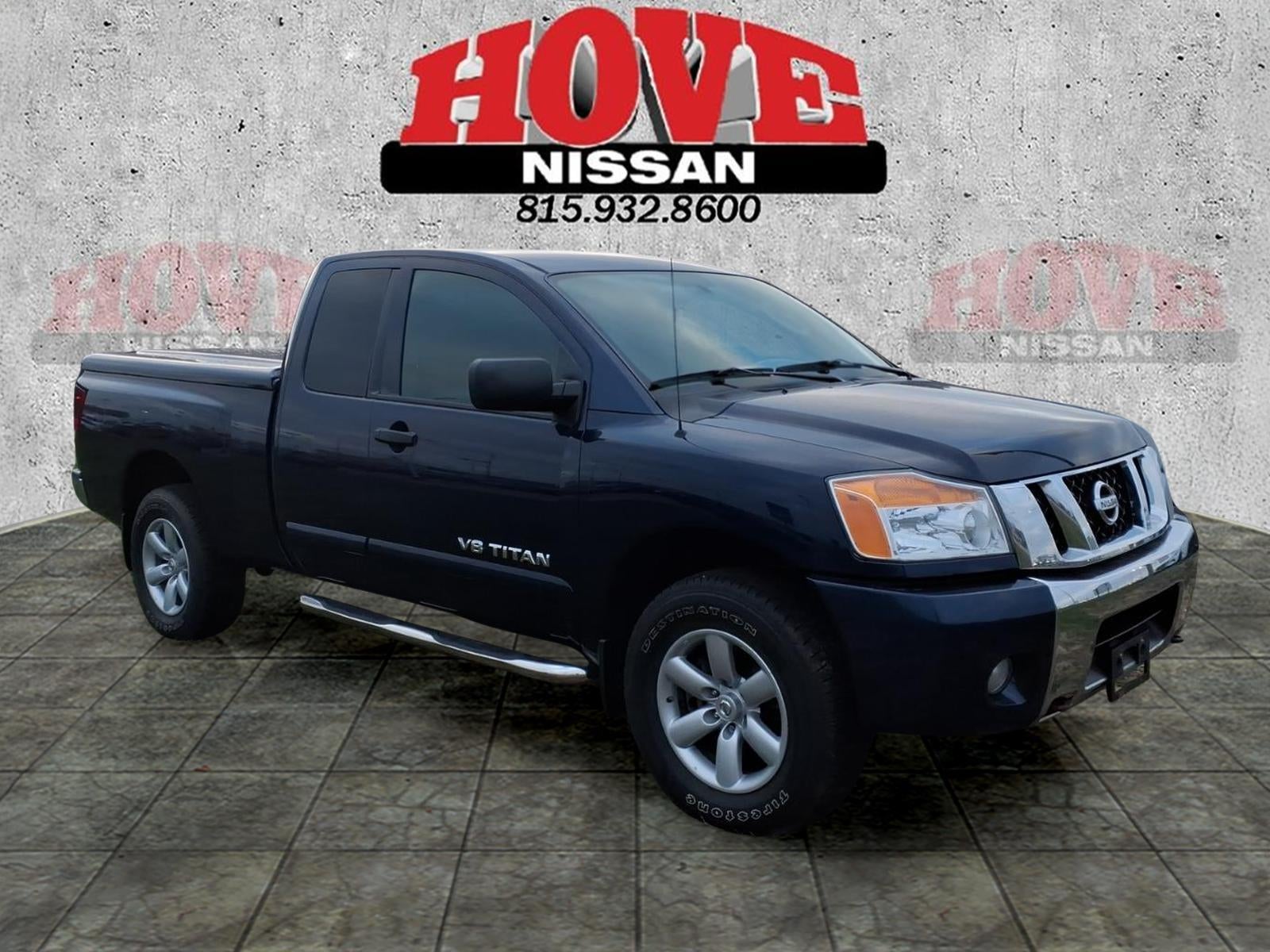 2011 Nissan Titan SV
