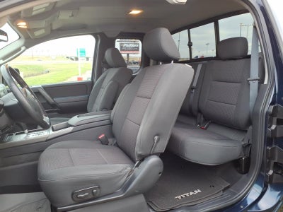 2011 Nissan Titan SV