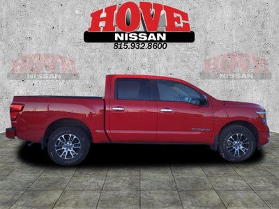 2021 Nissan Titan SV