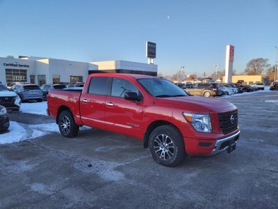 2021 Nissan Titan SV