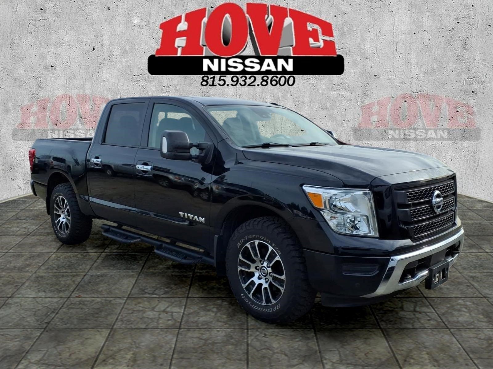 2021 Nissan Titan SV