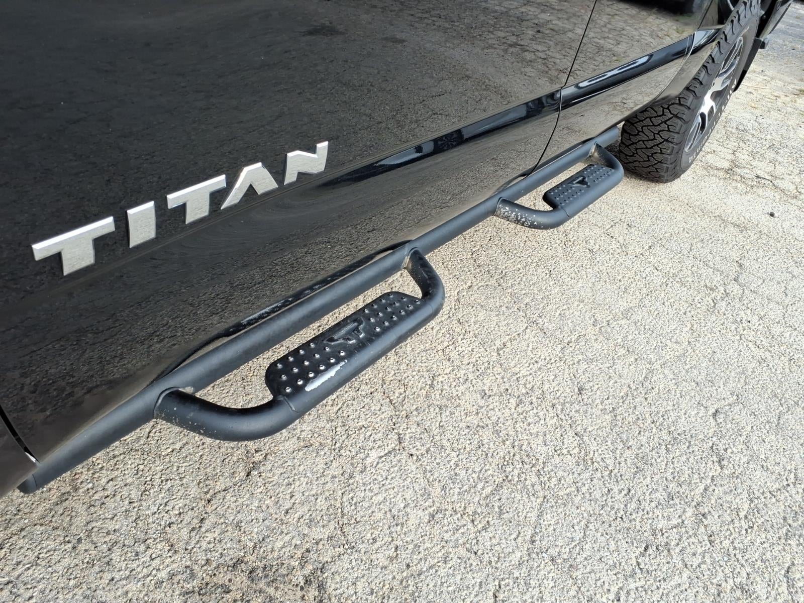 2021 Nissan Titan SV