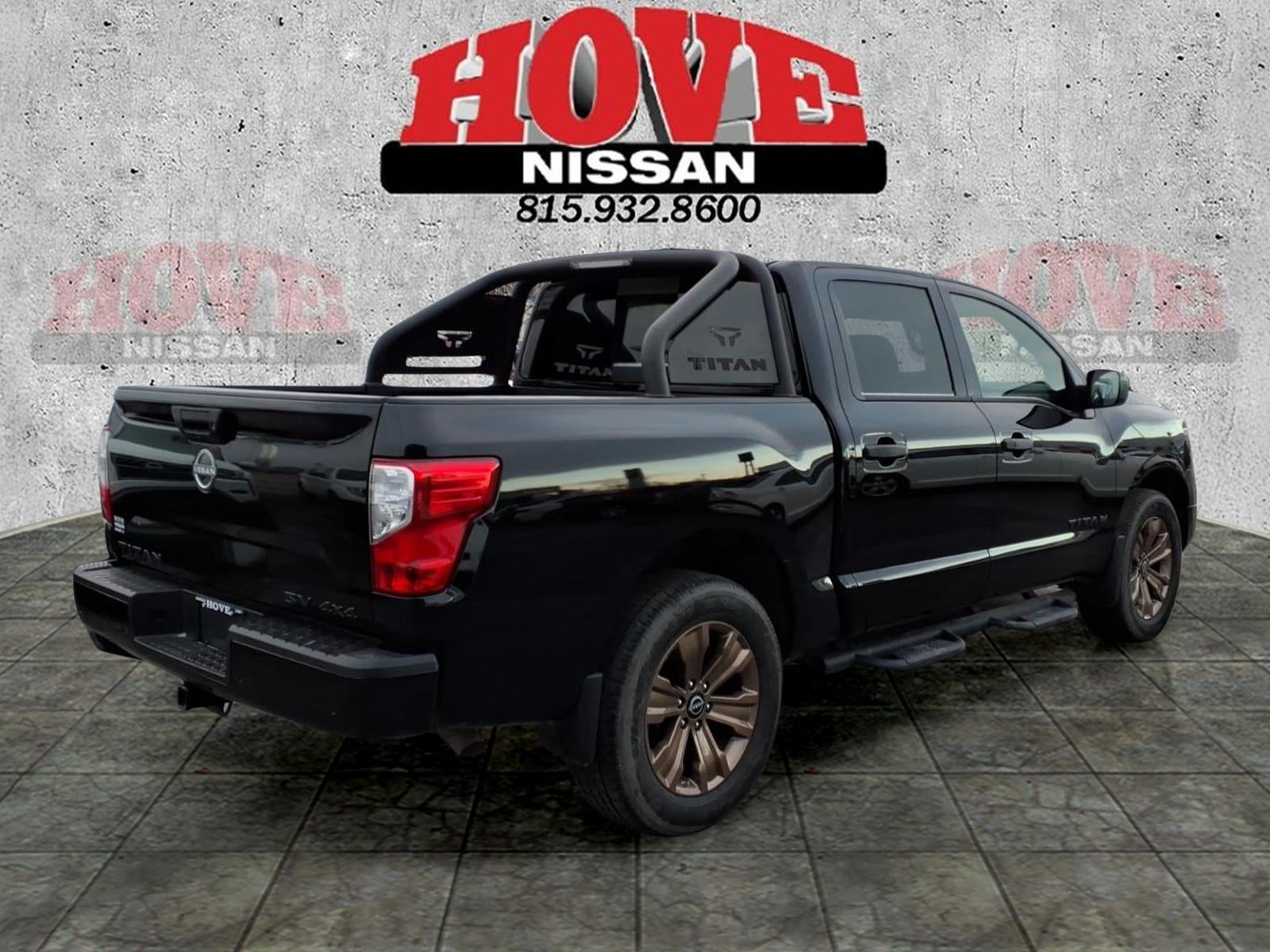 2024 Nissan Titan SV