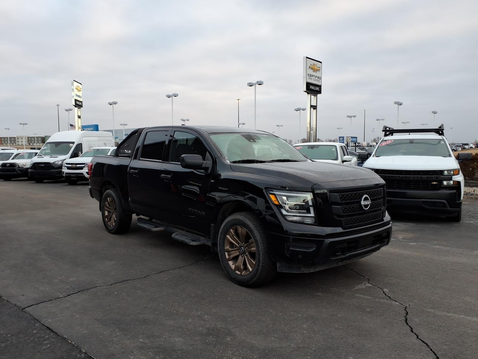 2024 Nissan Titan SV