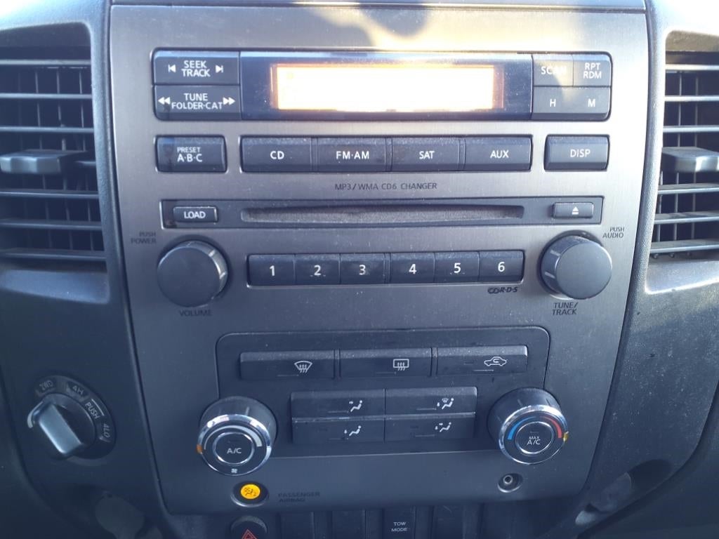 2008 Nissan Titan SE