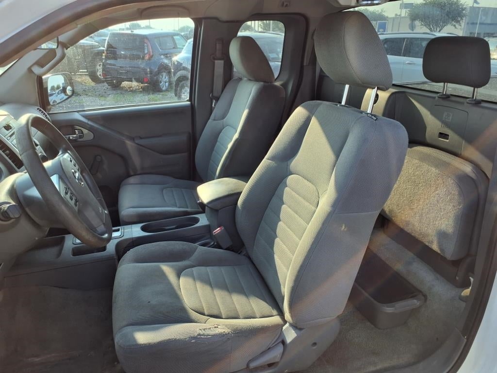 2016 Nissan Frontier S