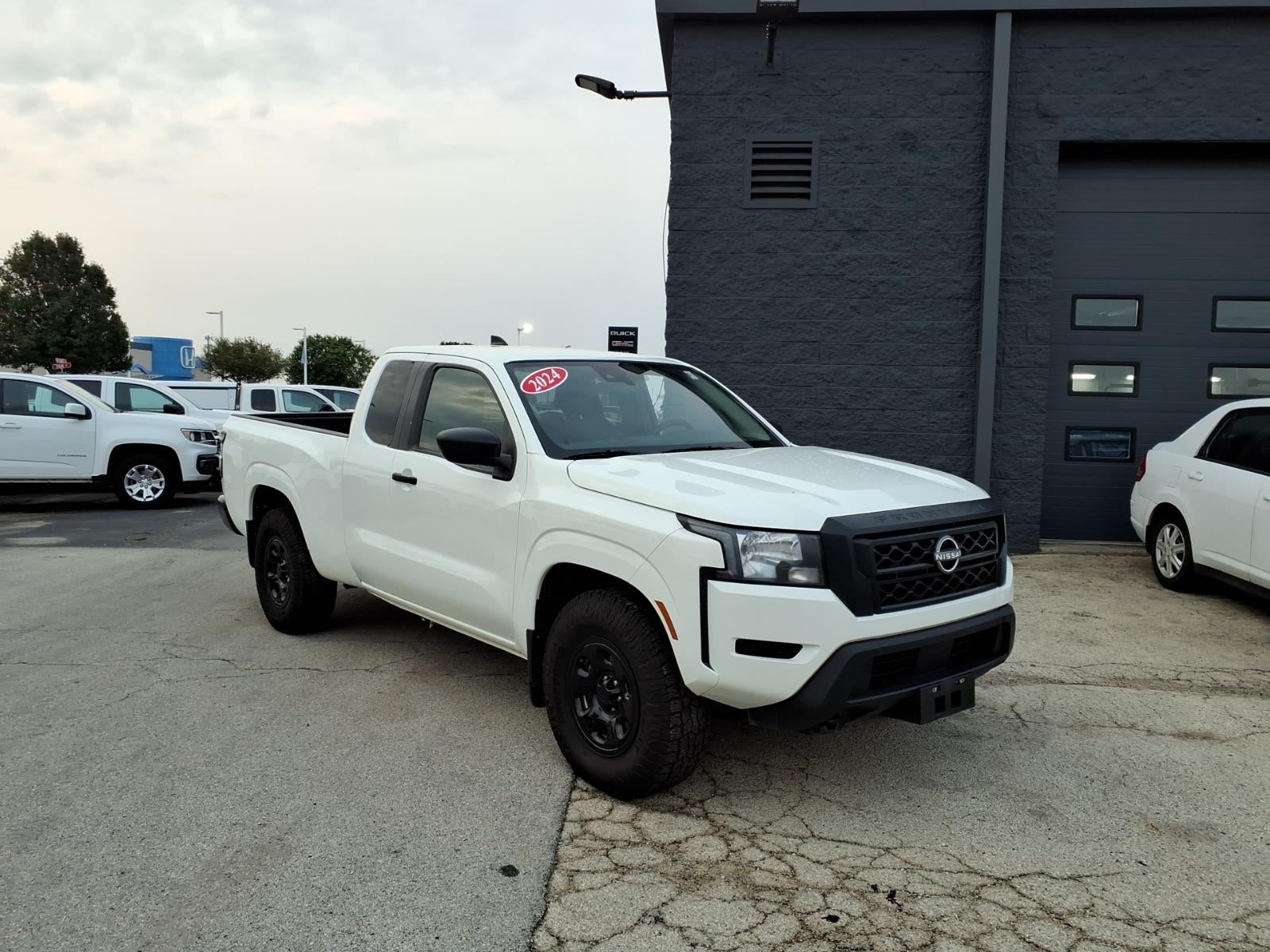 2024 Nissan Frontier S