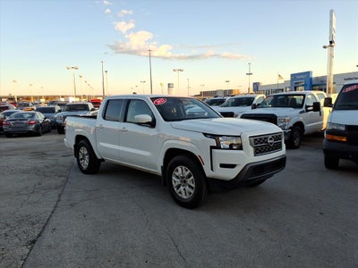 2022 Nissan Frontier SV