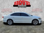 2017 Volkswagen Passat 1.8T SEL Premium