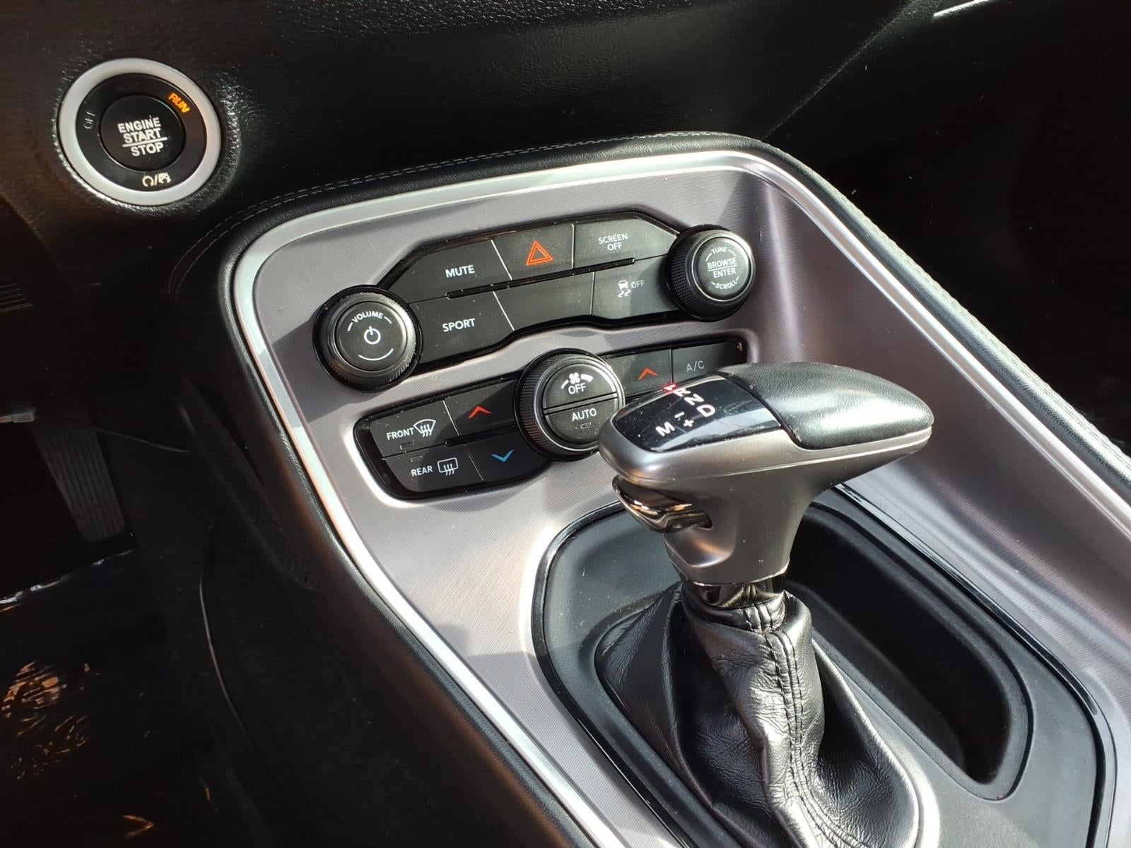 2021 Dodge Challenger SXT