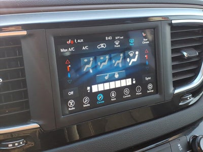 2020 Chrysler Voyager LX