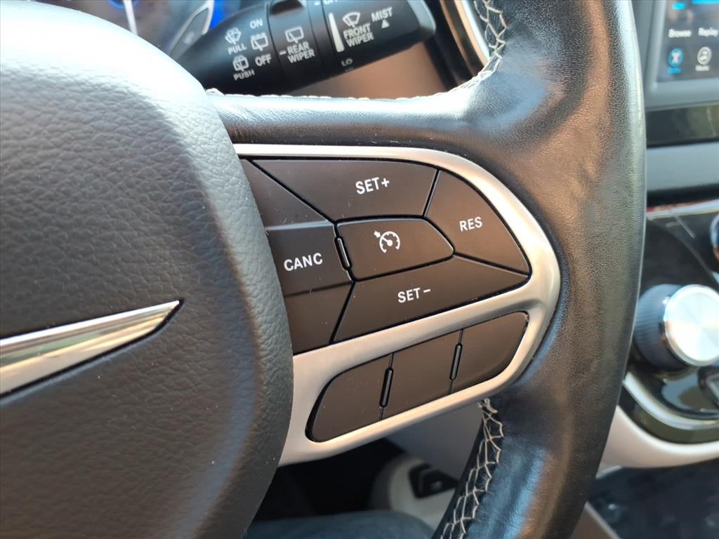 2020 Chrysler Voyager LX