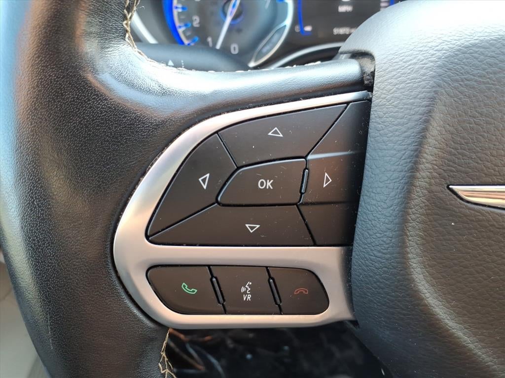 2020 Chrysler Voyager LX