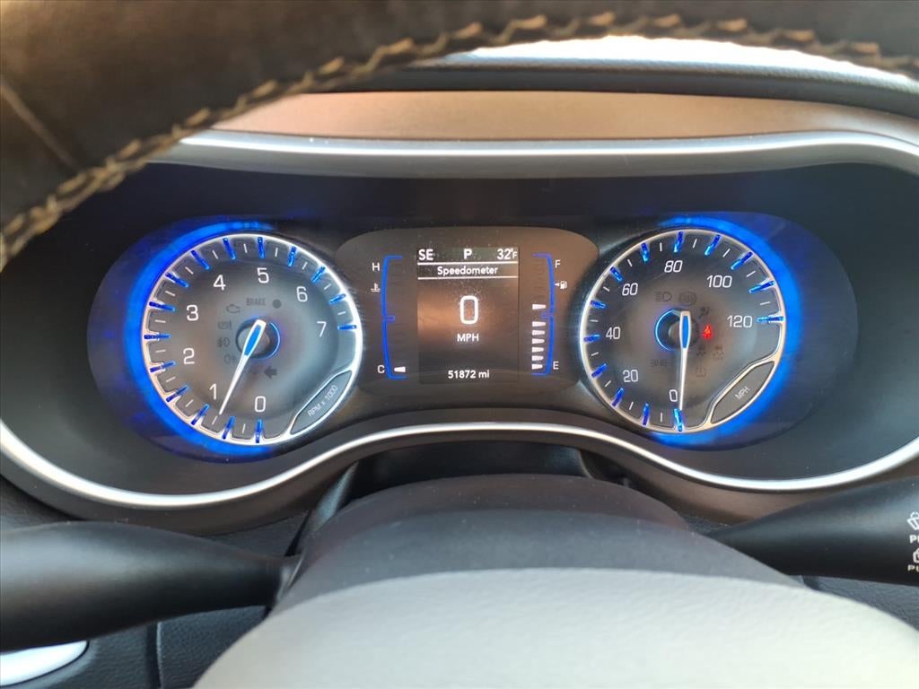 2020 Chrysler Voyager LX