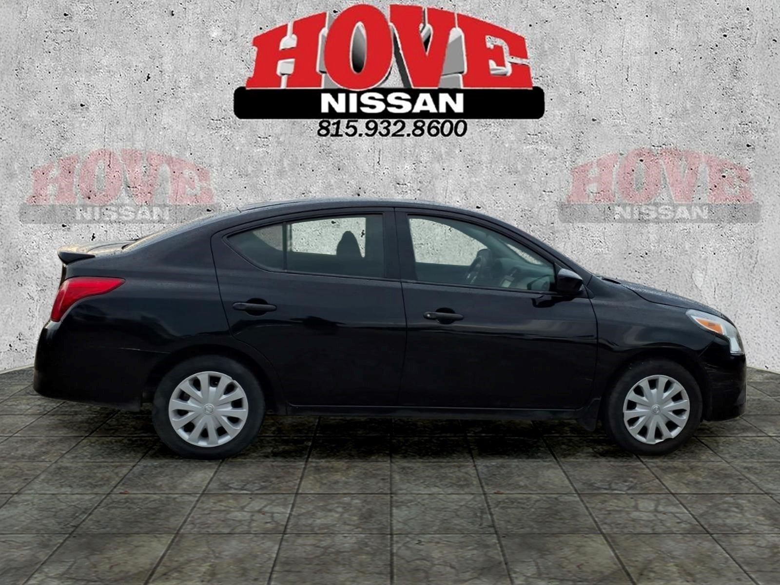 Used 2018 Nissan Versa Sedan S Plus with VIN 3N1CN7AP5JL883765 for sale in Bourbonnais, IL