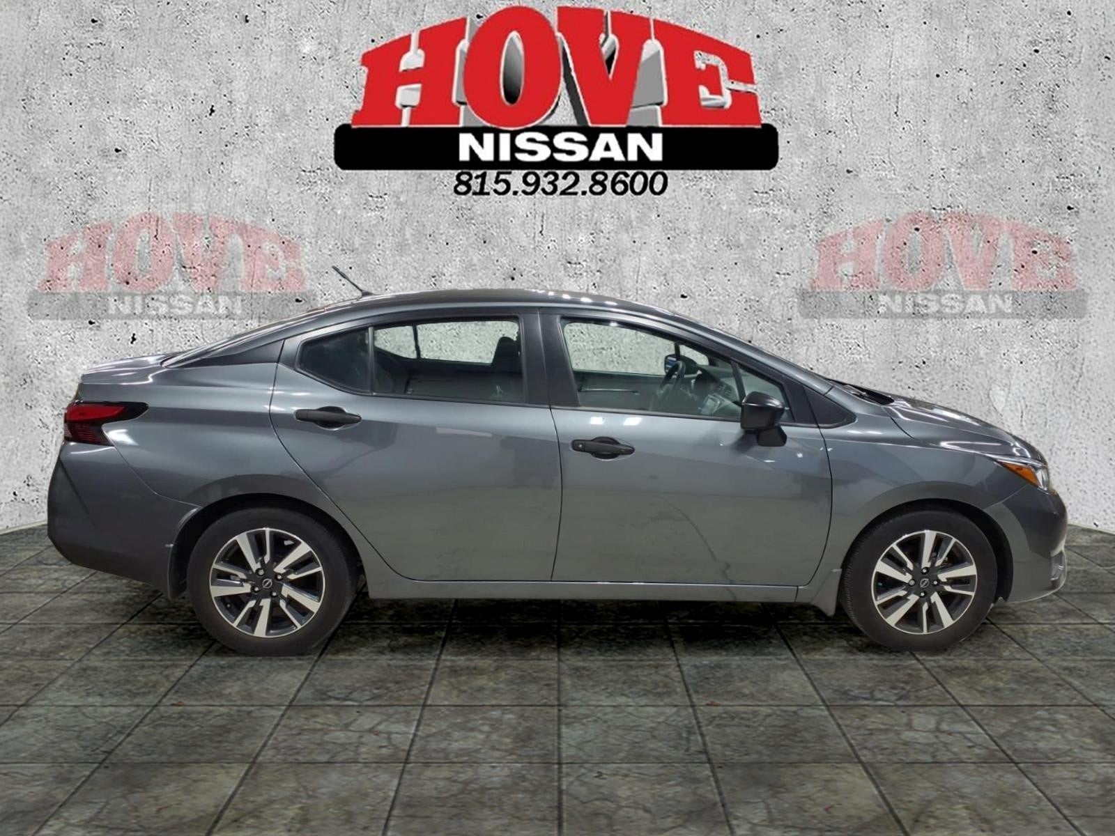 2024 Nissan Versa 1.6 S